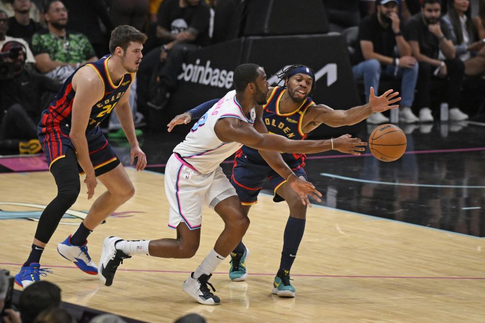 赛中他们几 赛中他们几