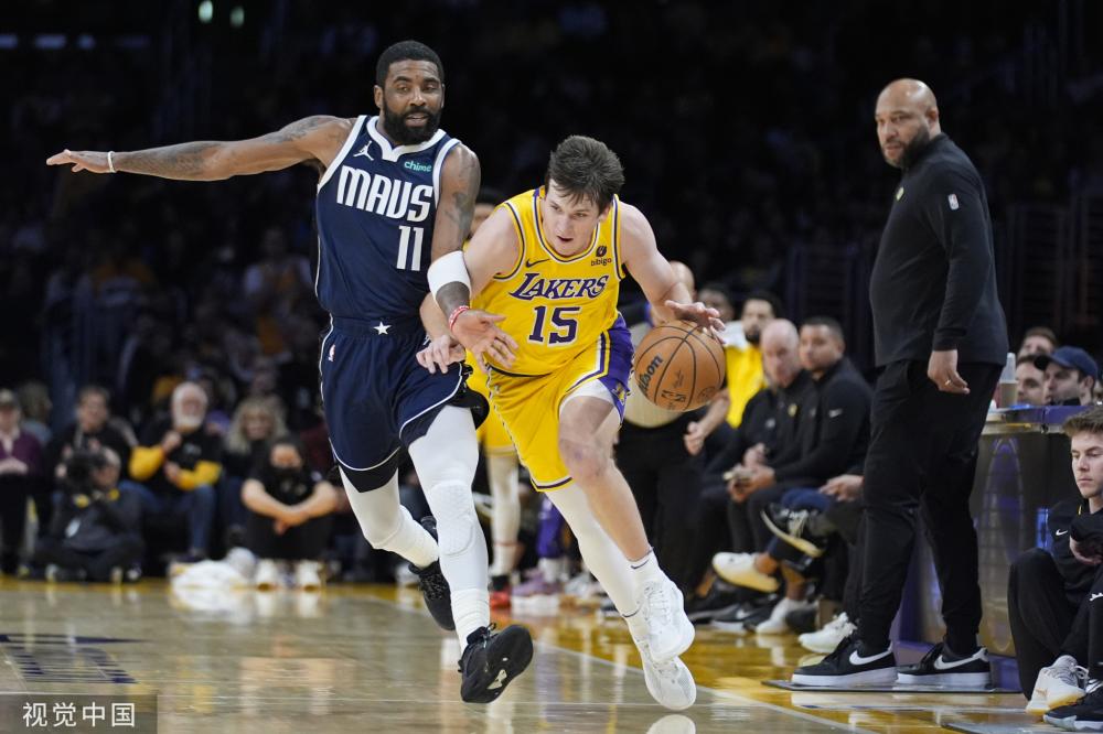 他儿子罗尼 他儿子罗尼