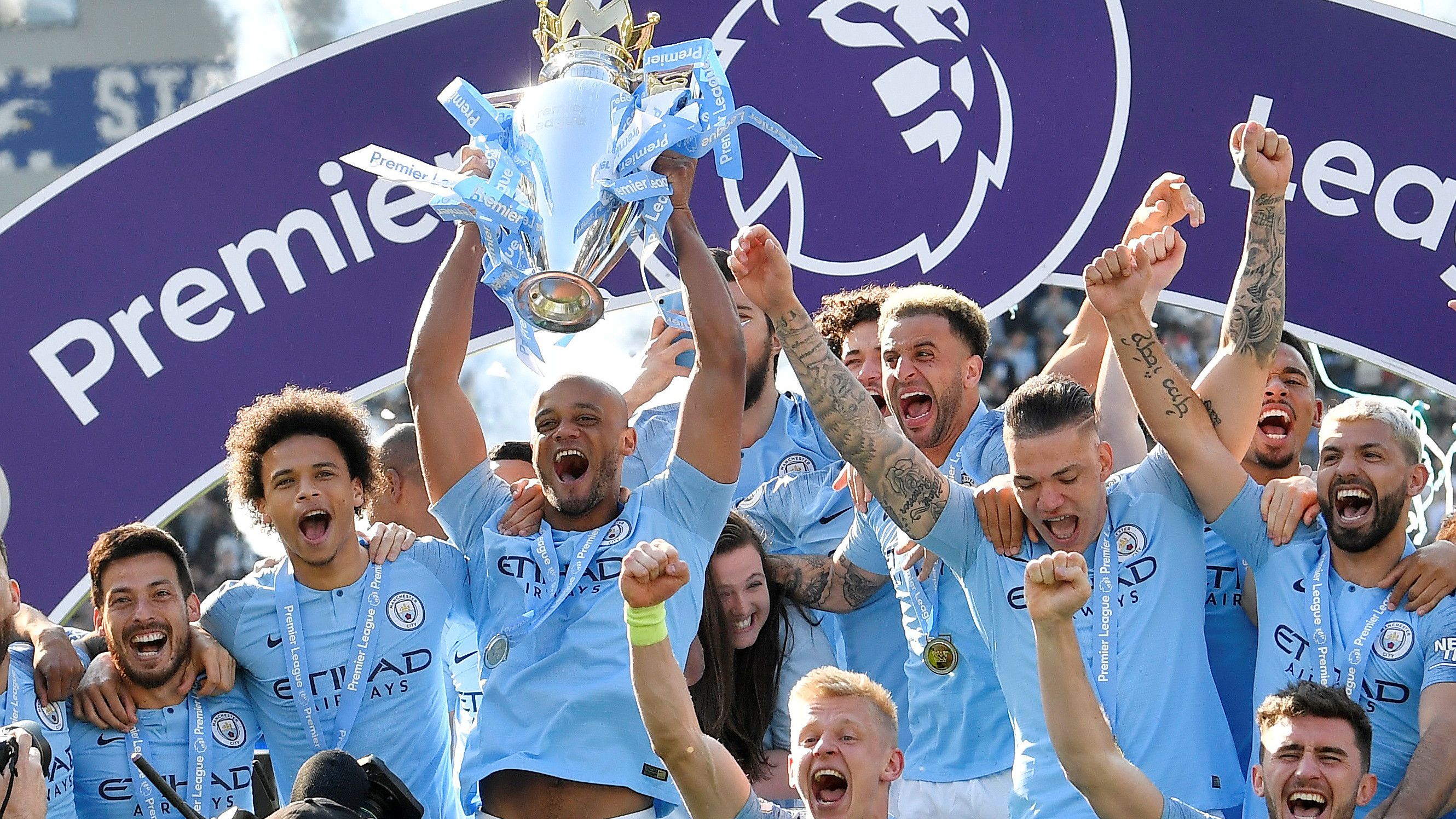 始往往伴随 始往往伴随